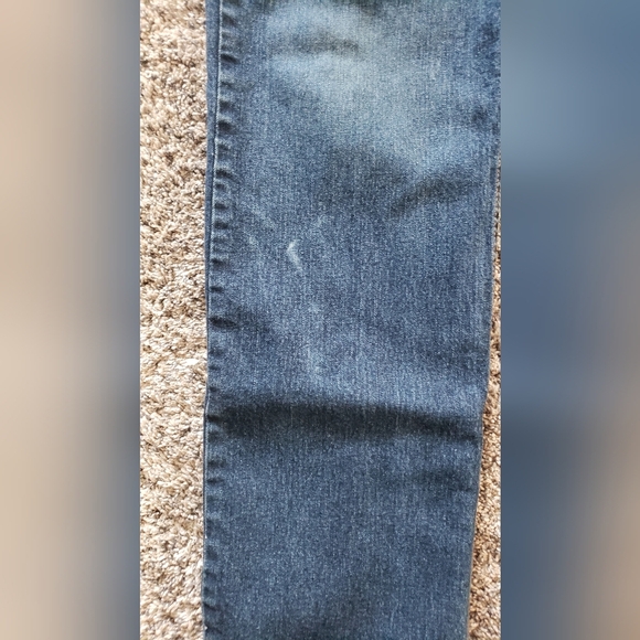 Wrangler | Classic 34×30 Jeans - Picture 2 of 6